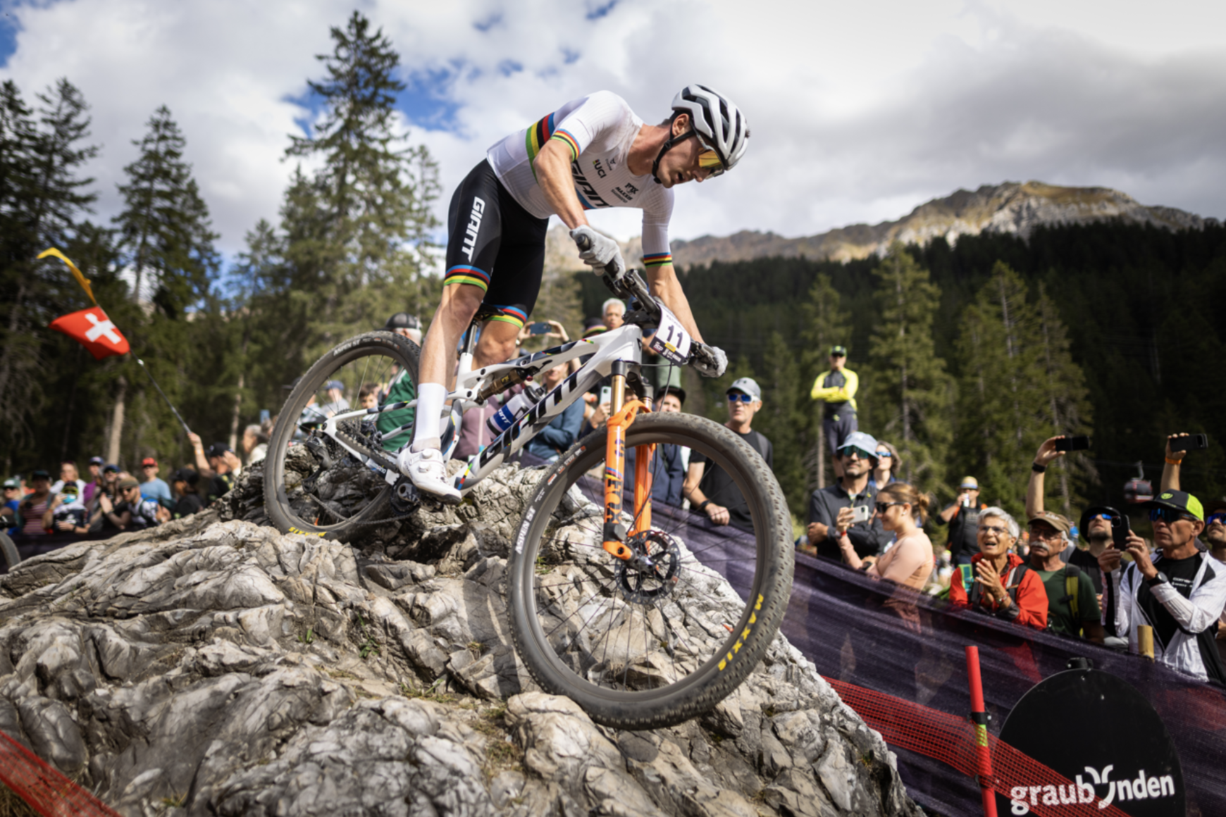 UCI MTB 경기 하이라이트 이미지